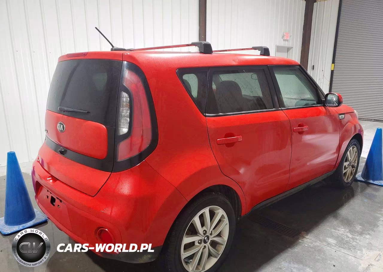 2018 Kia Soul + VIN:KNDJP3A50J7594142 - 3