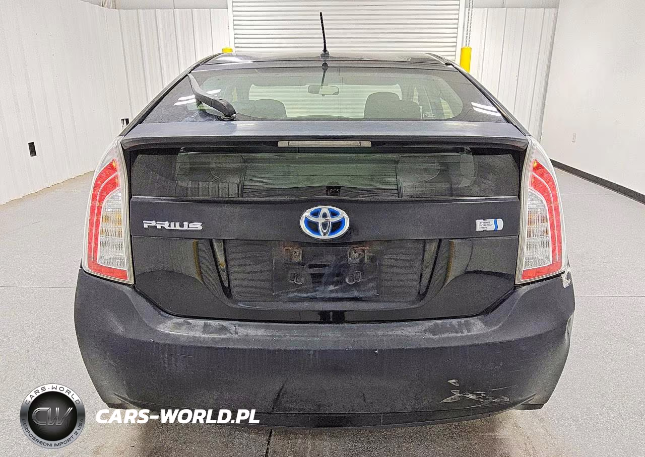 2013 Toyota Prius Two VIN:JTDKN3DU6D5590948 - 6