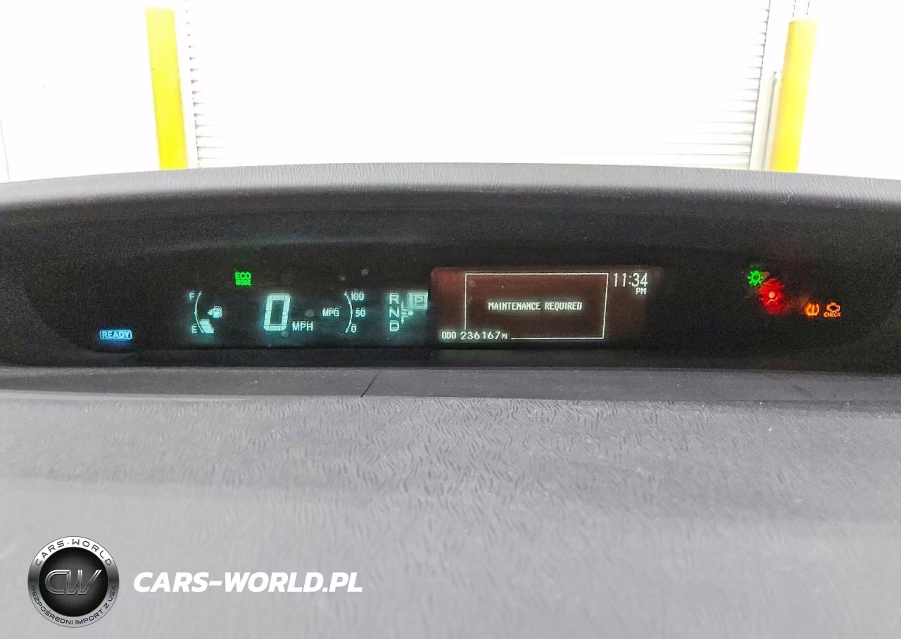 2013 Toyota Prius Two VIN:JTDKN3DU6D5590948 - 9