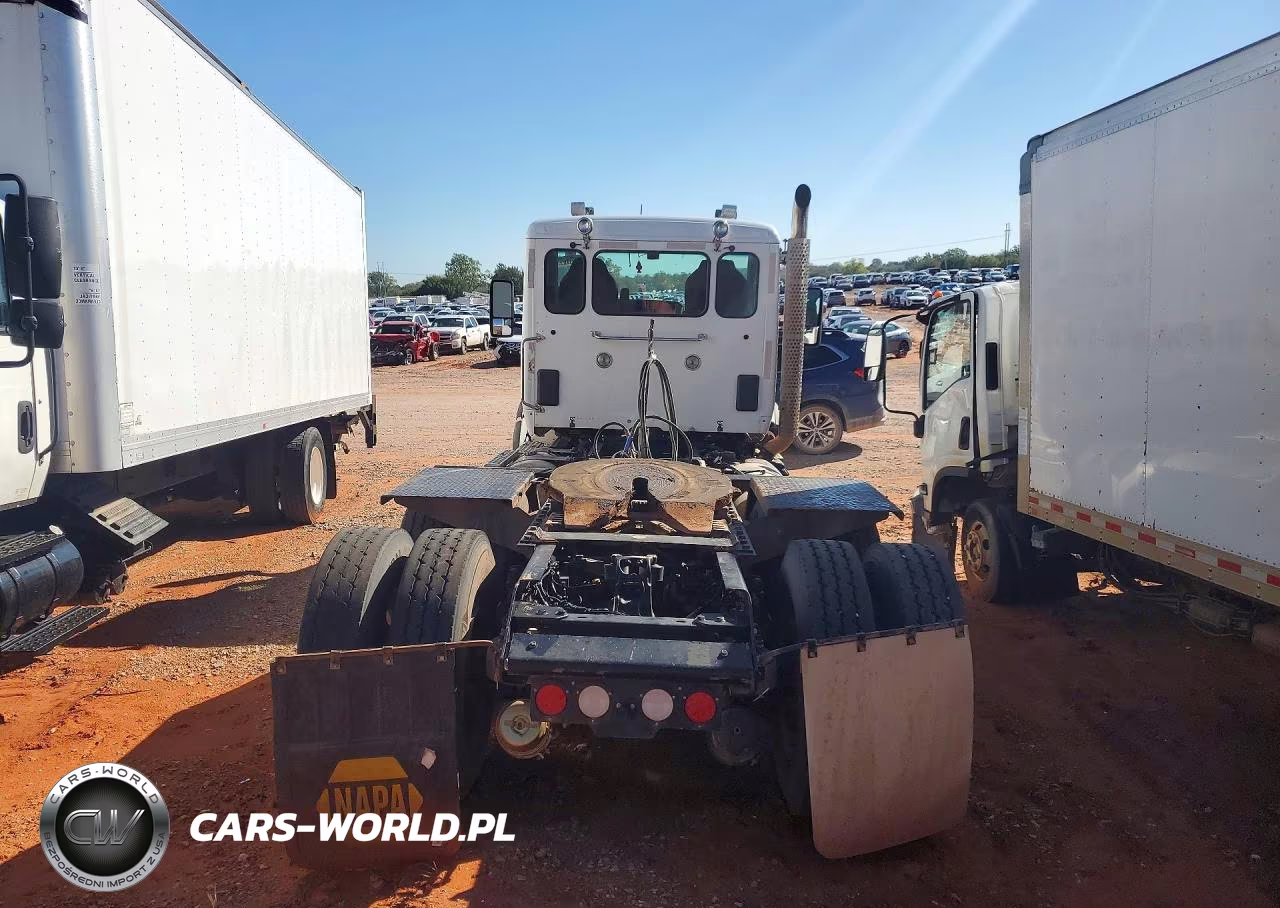 2023 Kenworth T880 Semi Truck VIN:1XKZD40XXPJ261421 - 6