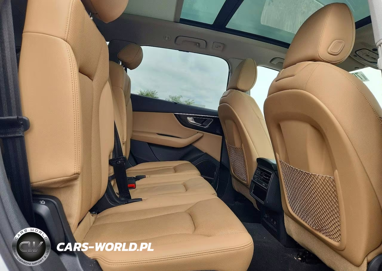 2021 Audi Q7 Premium Plus VIN:WA1LJAF76MD041004 - 11