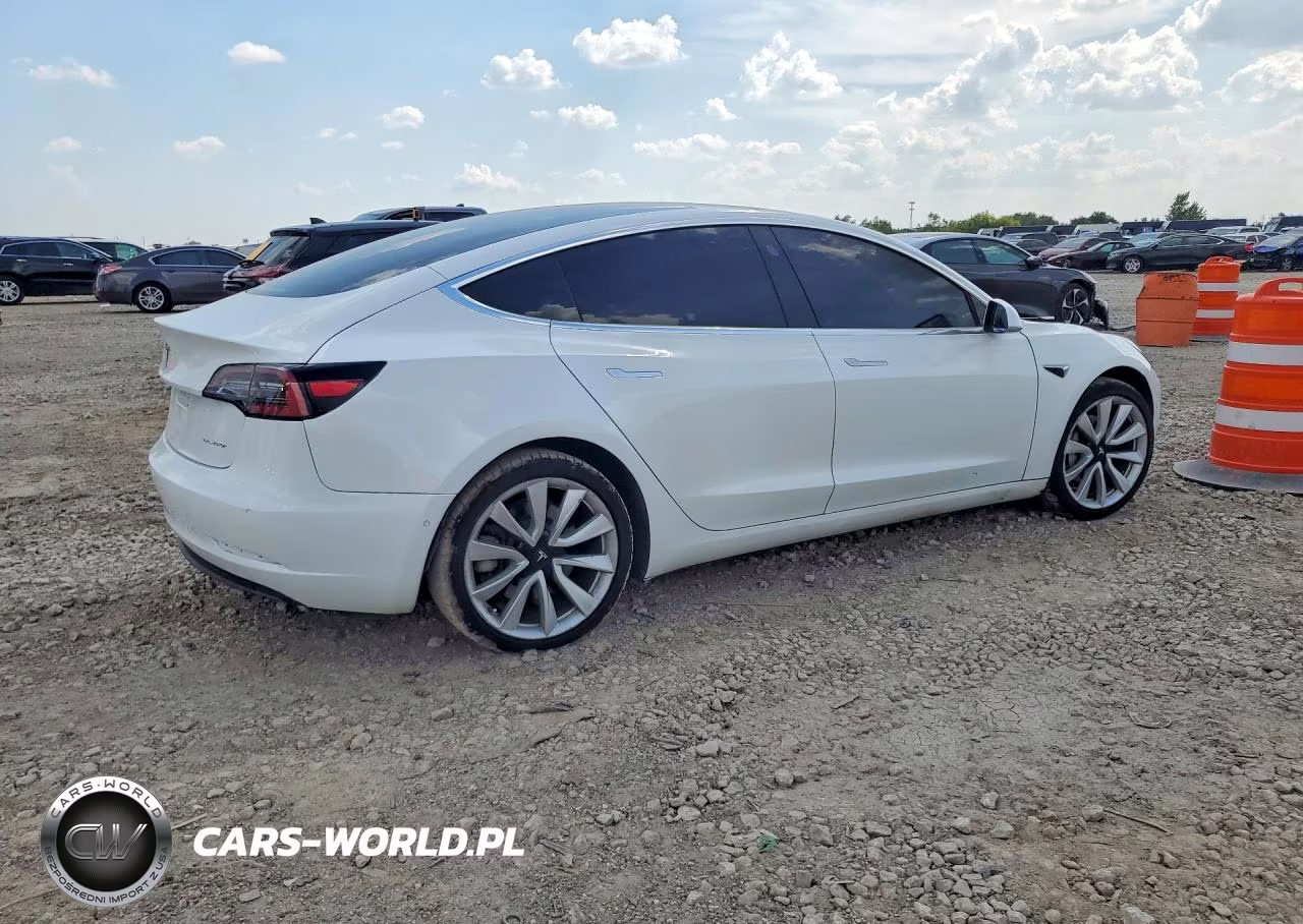 2020 Tesla Model 3 Long Range Dual Motor All-Wheel Drive VIN:5YJ3E1EB3LF667357 - 3