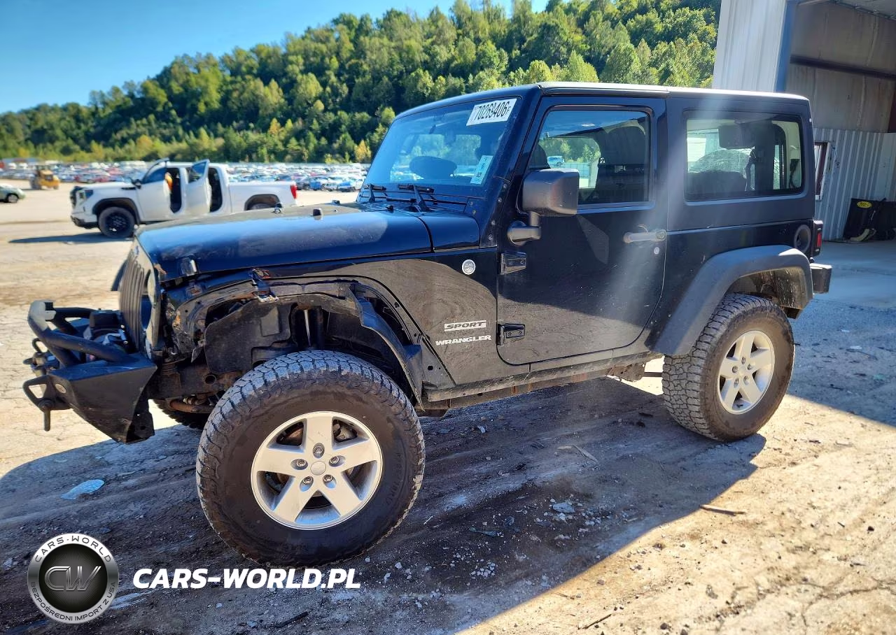 2015 Jeep Wrangler Sport VIN:1C4AJWAG3FL720710 - 1