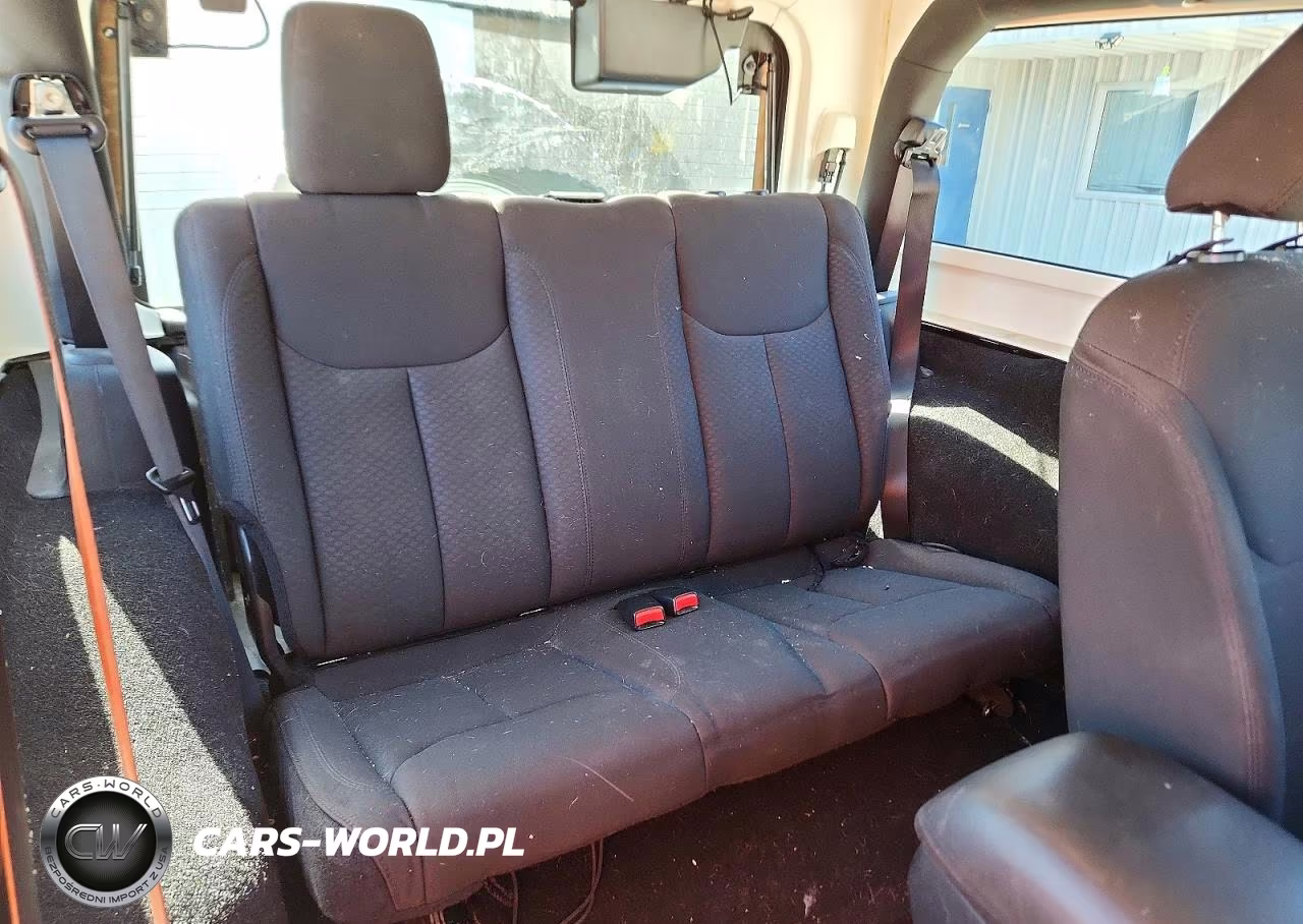 2015 Jeep Wrangler Sport VIN:1C4AJWAG3FL720710 - 10