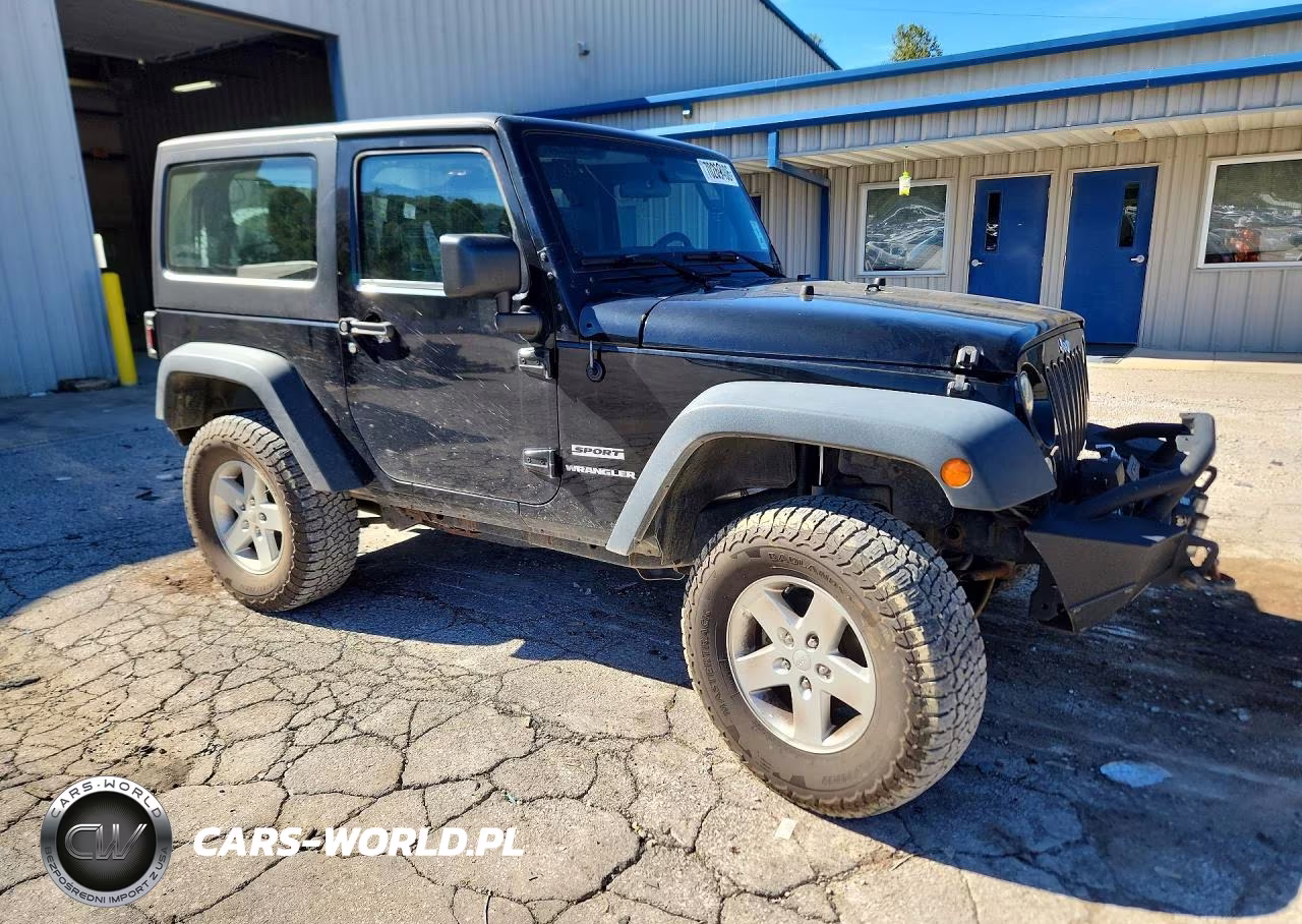 2015 Jeep Wrangler Sport VIN:1C4AJWAG3FL720710 - 4