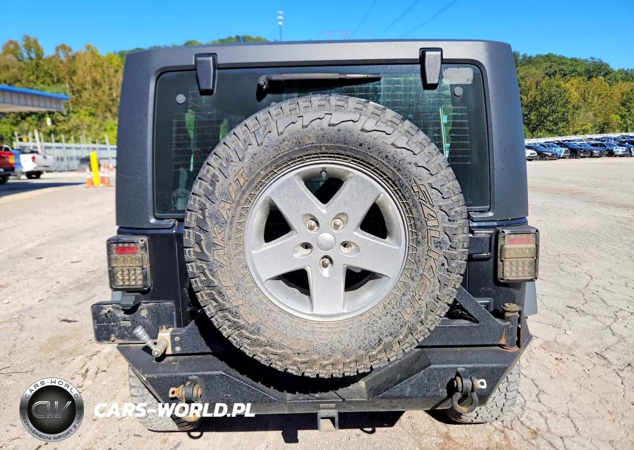 2015 Jeep Wrangler Sport VIN:1C4AJWAG3FL720710 - 6