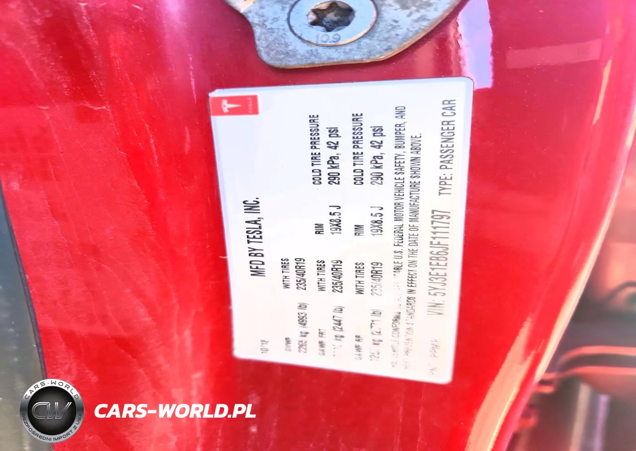 2018 Tesla Model 3 VIN:5YJ3E1EB6JF111797 - 12