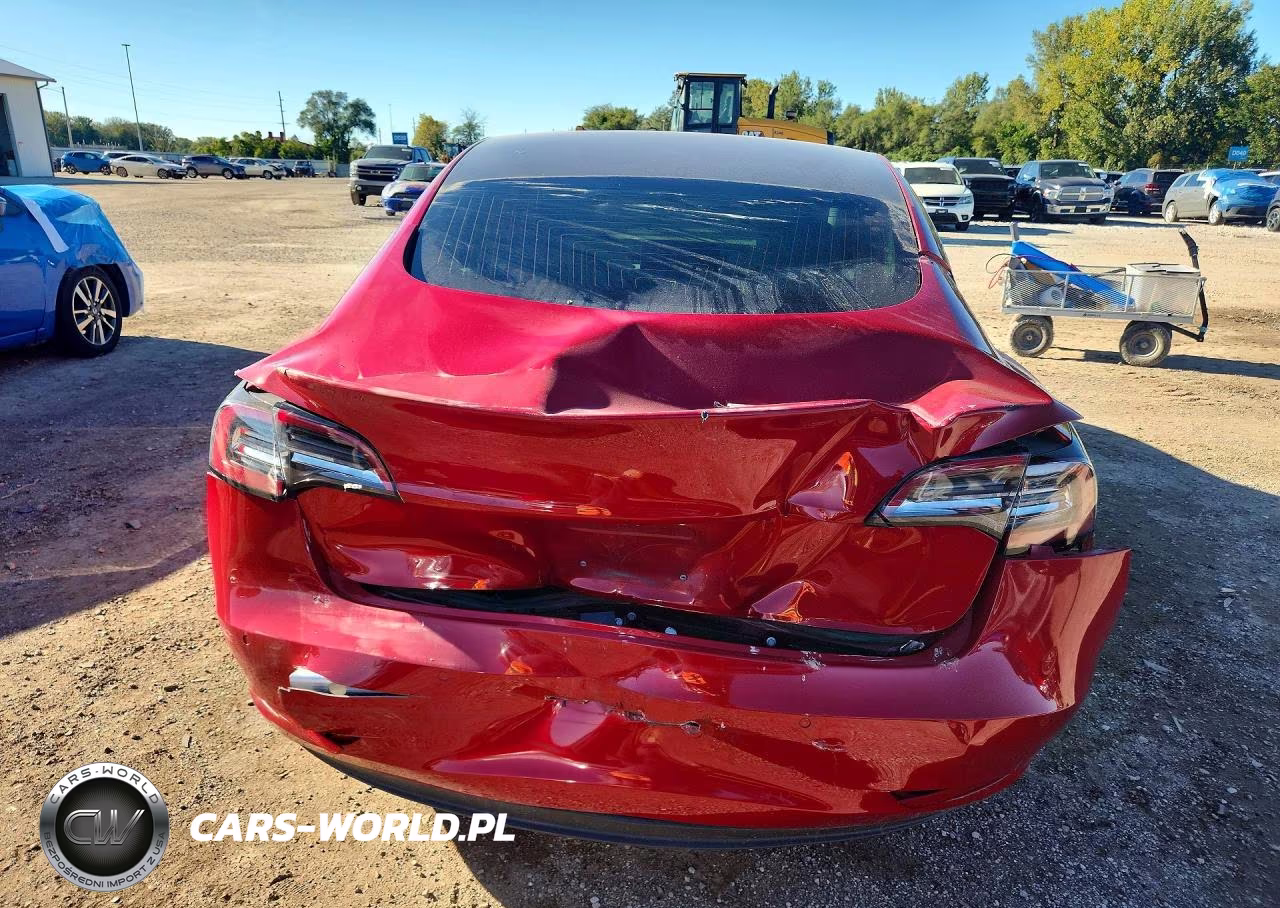 2018 Tesla Model 3 VIN:5YJ3E1EB6JF111797 - 6