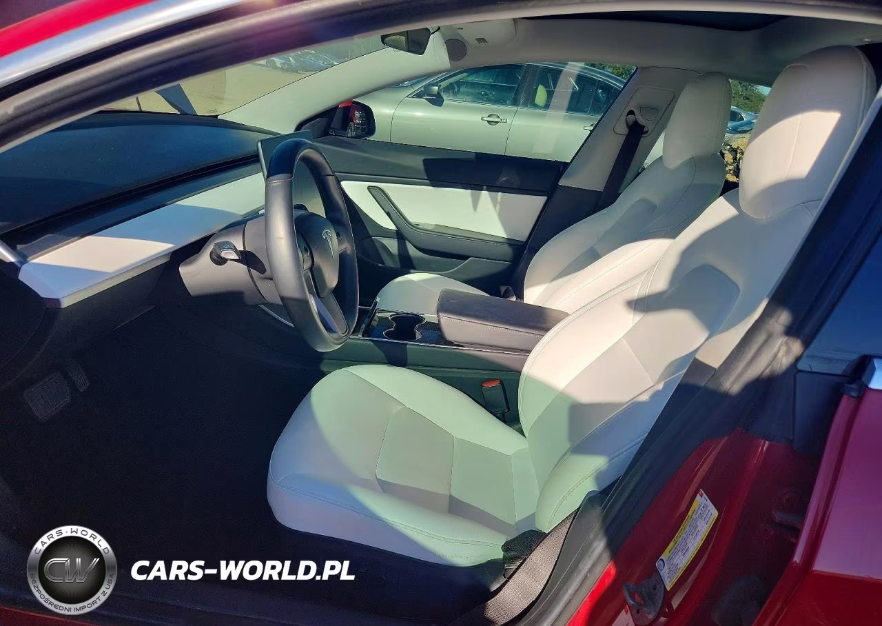 2018 Tesla Model 3 VIN:5YJ3E1EB6JF111797 - 7