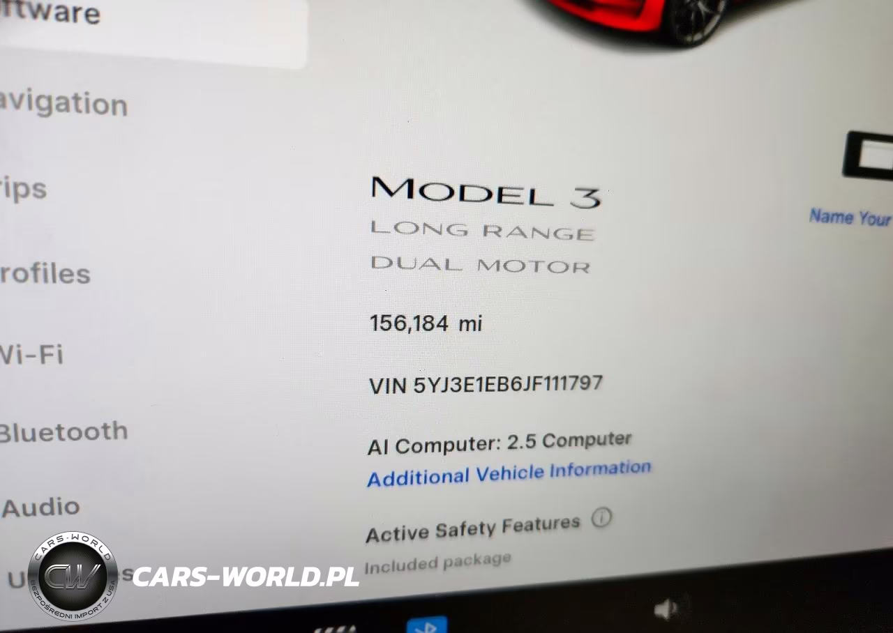 2018 Tesla Model 3 VIN:5YJ3E1EB6JF111797 - 9