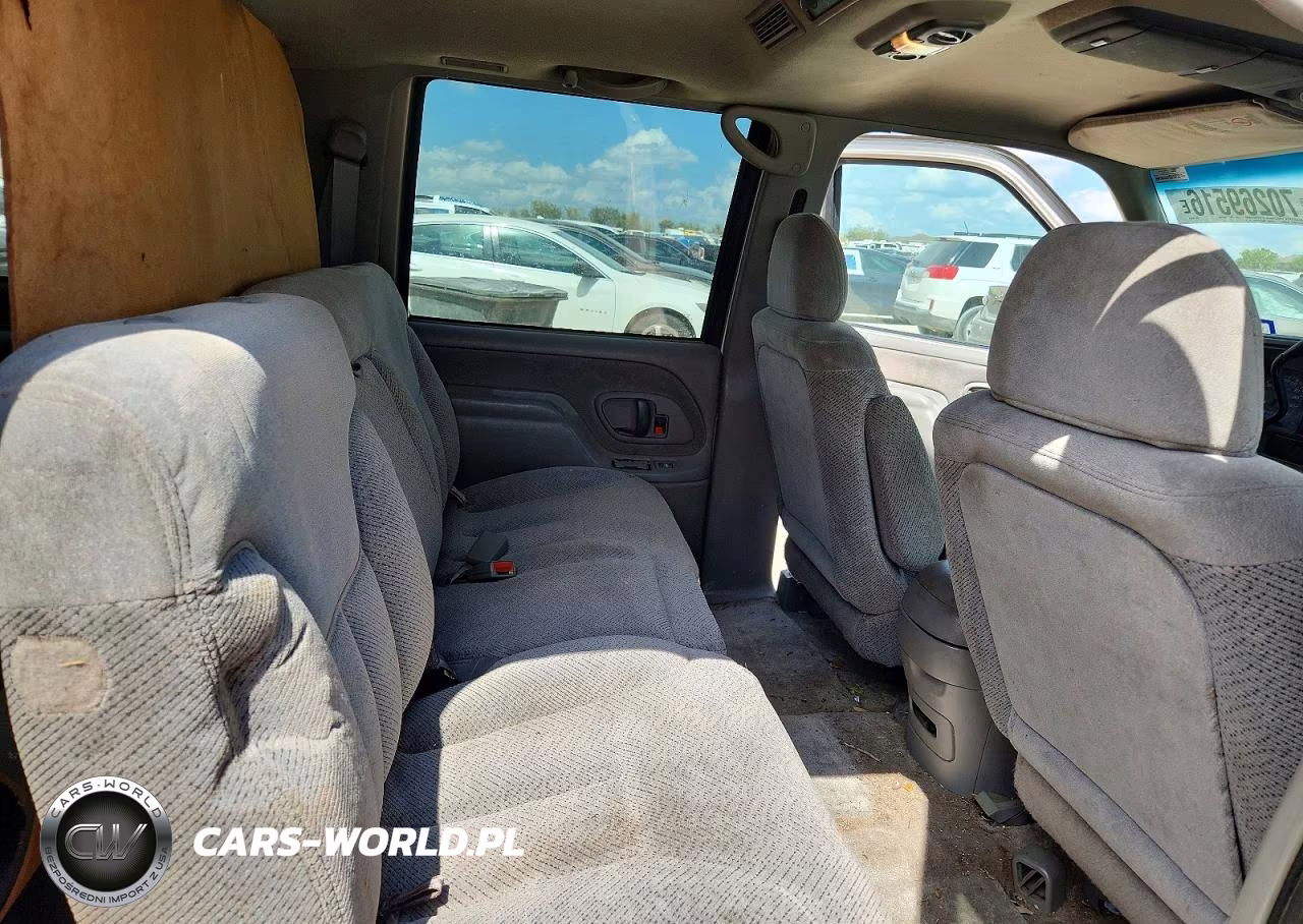 1999 GMC Suburban C1500 VIN:3GKEC16RXXG549854 - 11