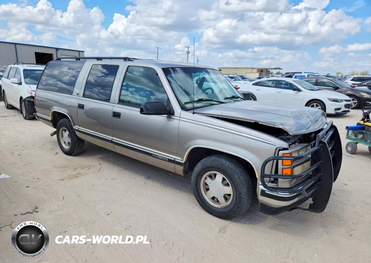 1999 GMC Suburban C1500 VIN:3GKEC16RXXG549854 - 4
