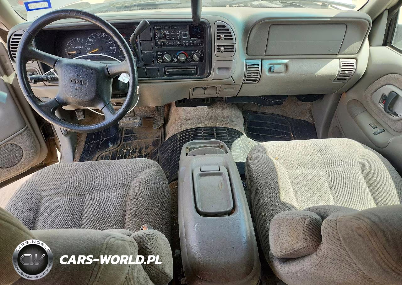 1999 GMC Suburban C1500 VIN:3GKEC16RXXG549854 - 8