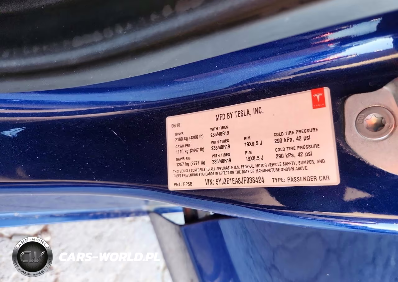 2018 Tesla Model 3 VIN:5YJ3E1EA8JF038424 - 12
