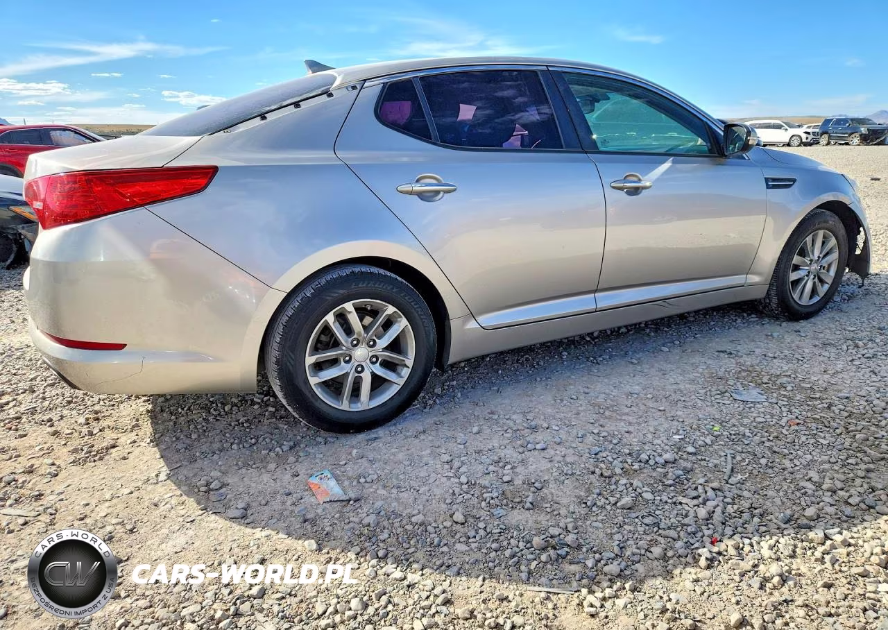 2013 Kia Optima Lx VIN:KNAGM4A72D5440135 - 3