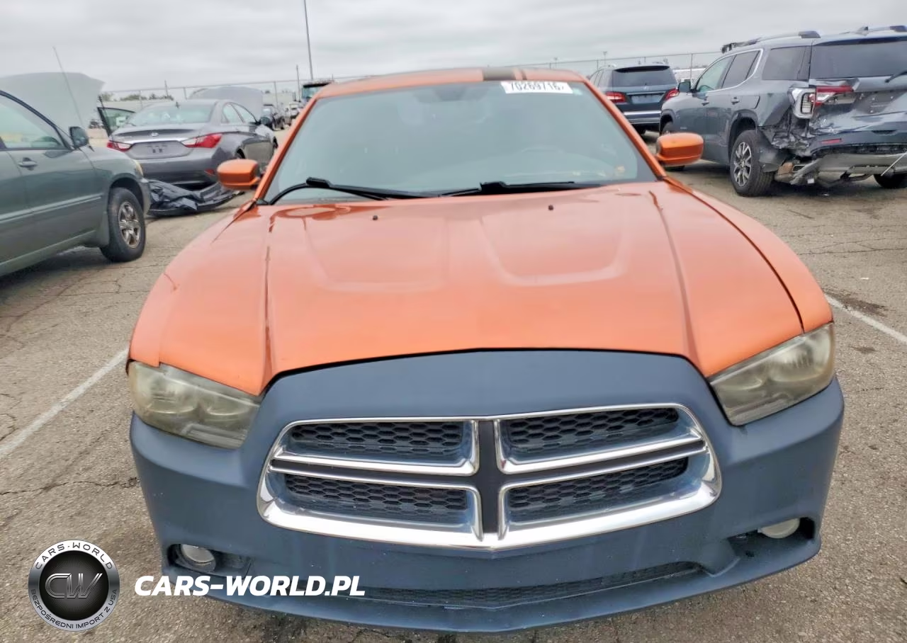 2011 Dodge Charger VIN:2B3CL3CG4BH553720 - 5