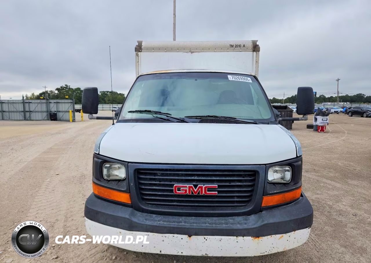 2007 GMC Savana Box Truck VIN:1GDGG31V471904102 - 5
