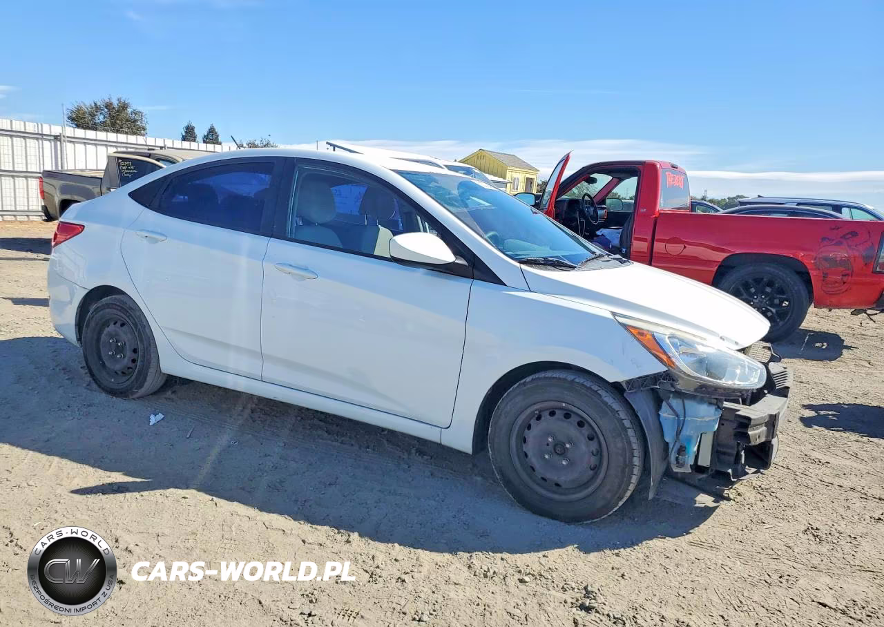 2015 Hyundai Accent Gls VIN:KMHCT4AE3FU834573 - 4