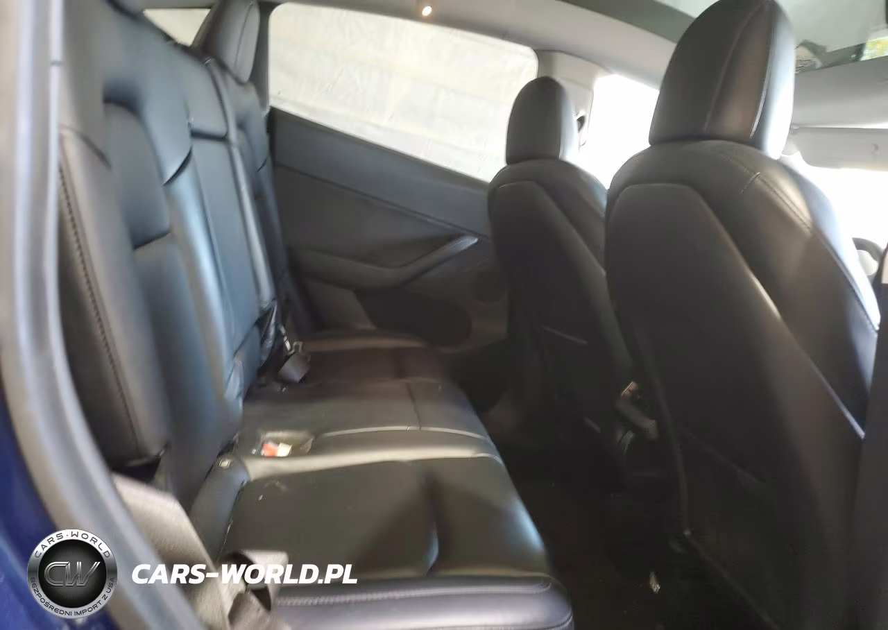 2021 Tesla Model Y VIN:5YJYGDEE8MF069035 - 10