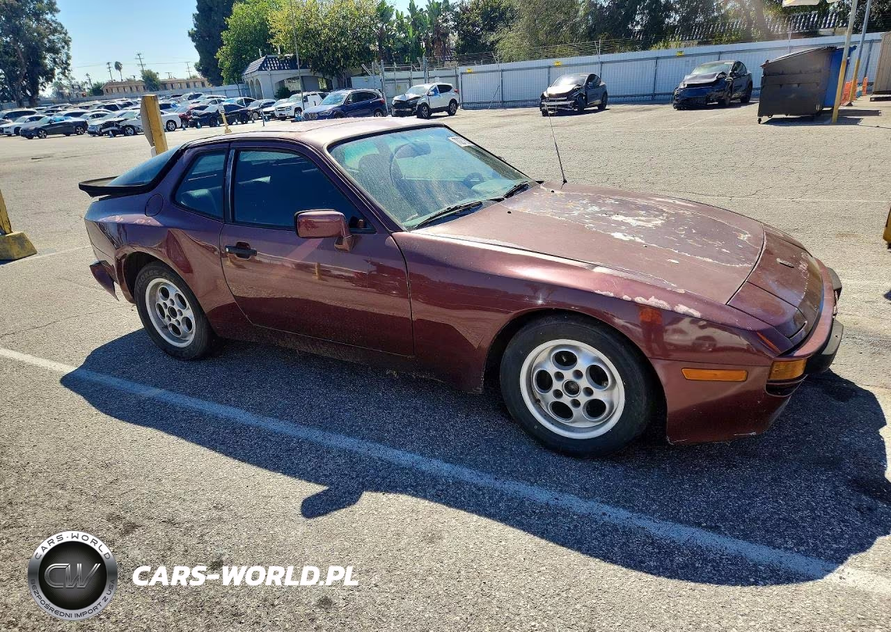 1984 Porsche 944 VIN:WP0AA0942EN451643 - 4
