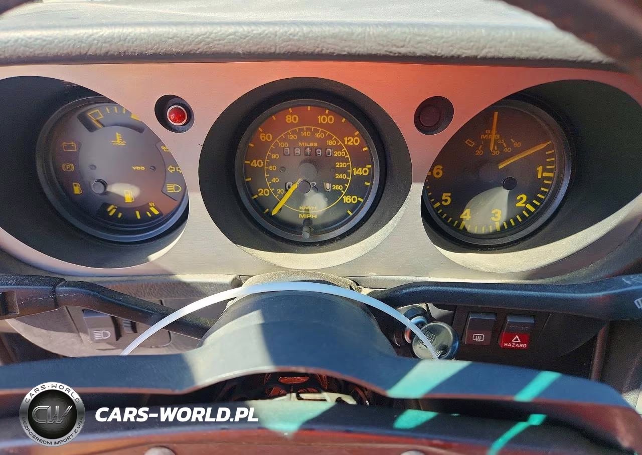 1984 Porsche 944 VIN:WP0AA0942EN451643 - 9
