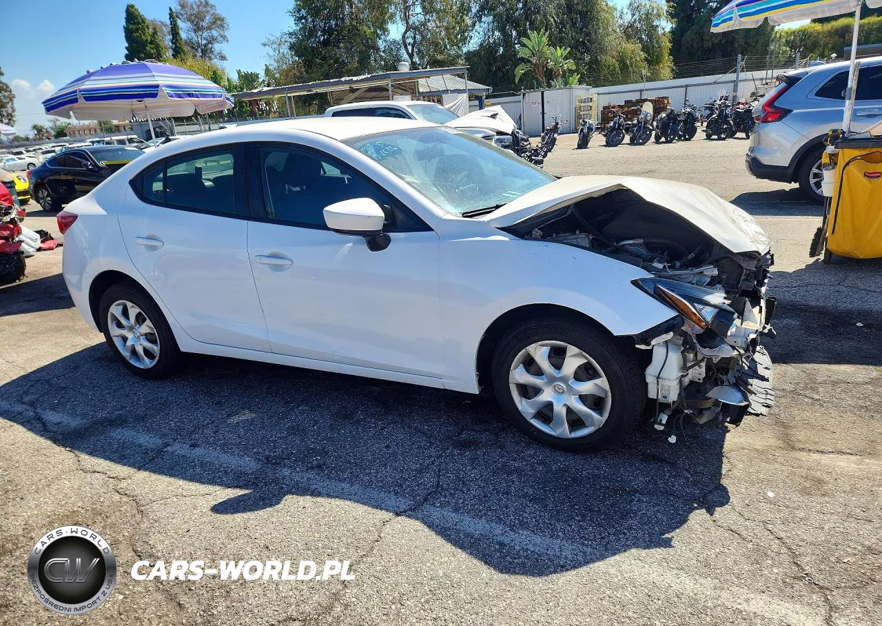 2016 Mazda 3 Sport VIN:3MZBM1T74GM325671 - 4