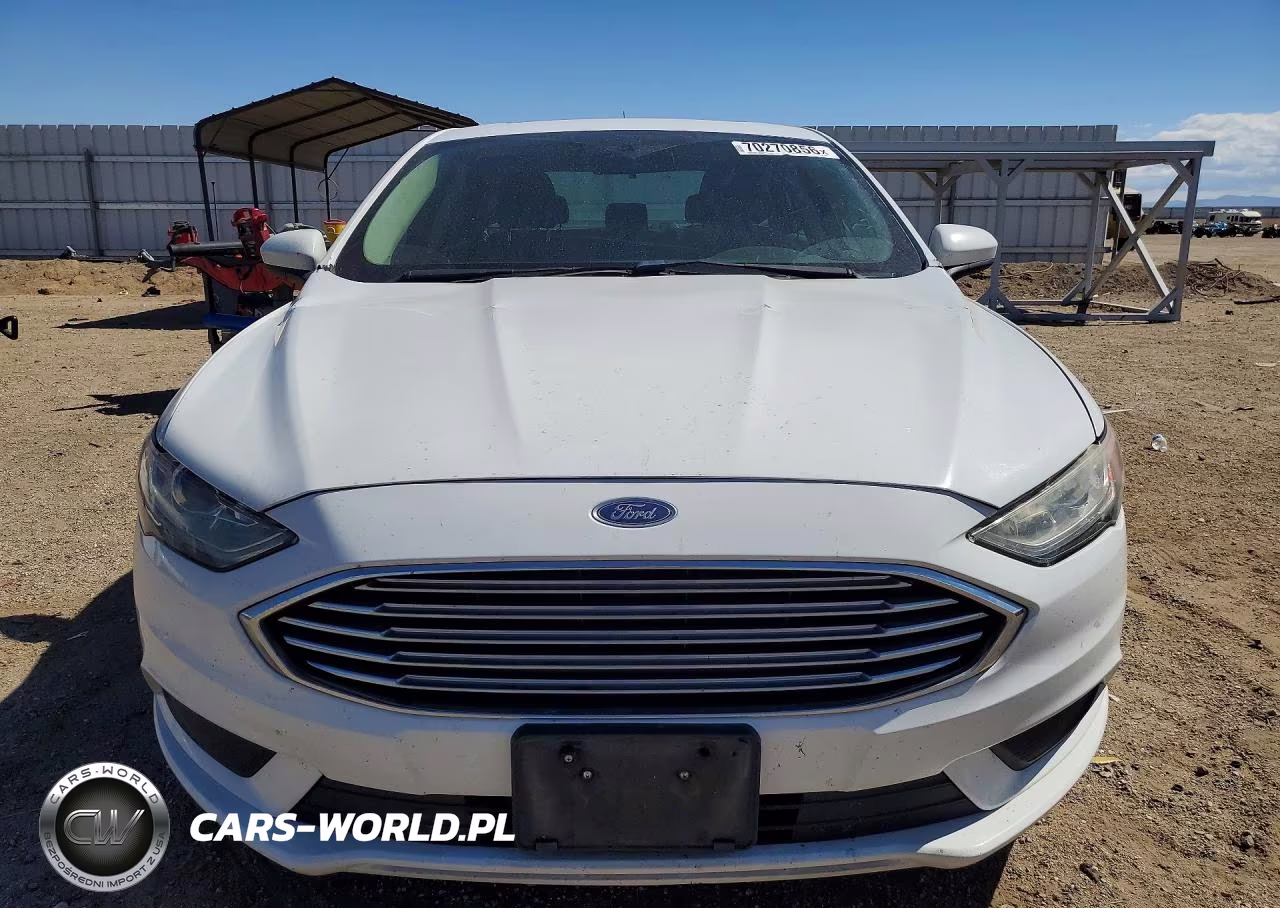 2018 Ford Fusion Se Hybrid VIN:3FA6P0LUXJR116317 - 5