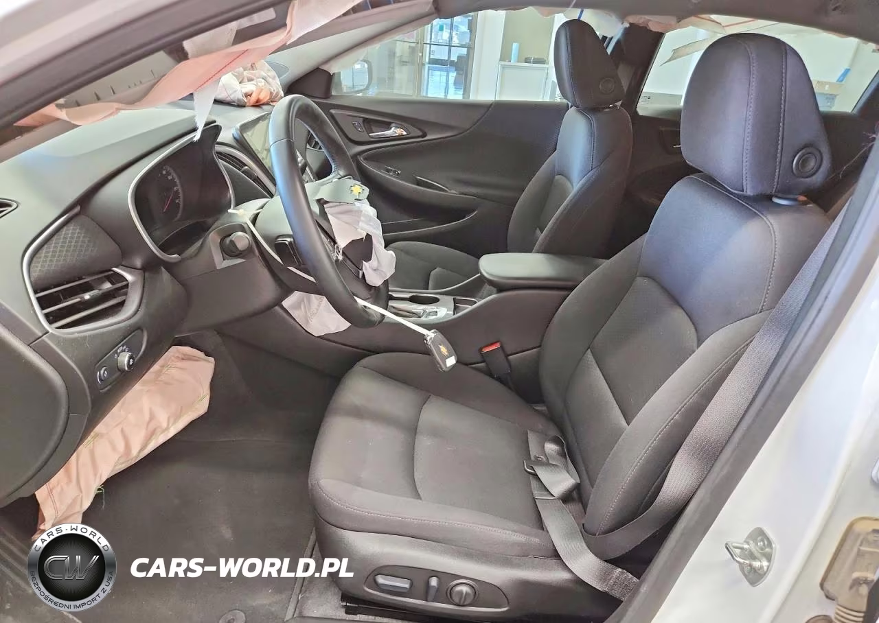 2025 Chevrolet Malibu Rs VIN:1G1ZG5ST4SF104605 - 7