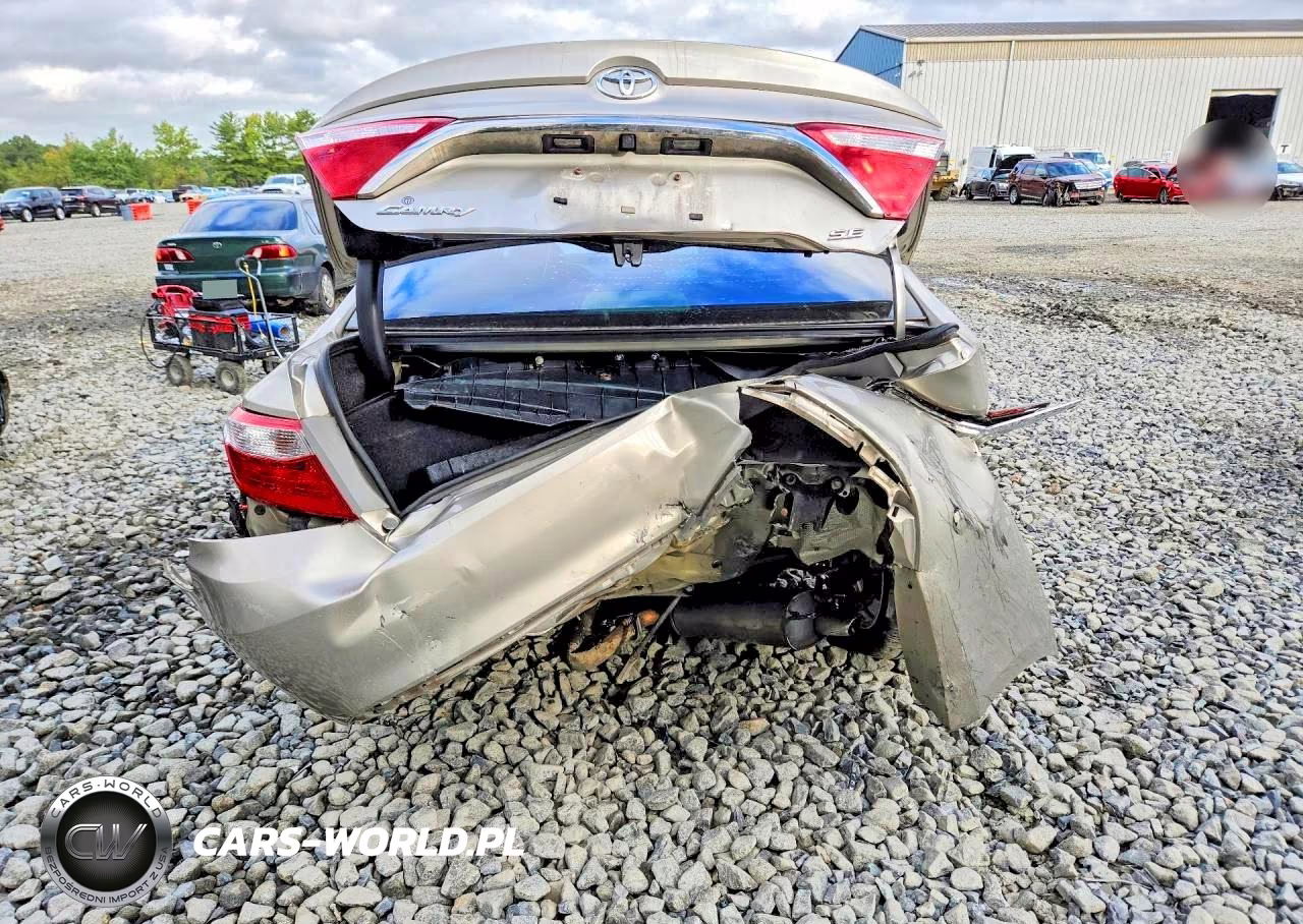 2016 Toyota Camry Se VIN:4T1BF1FK4GU227339 - 6