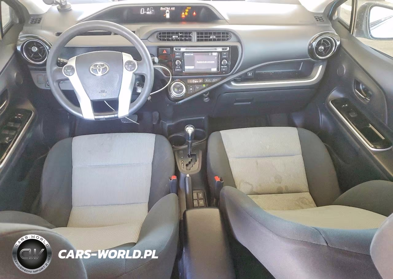 2015 Toyota Prius C Two VIN:JTDKDTB39F1110490 - 8