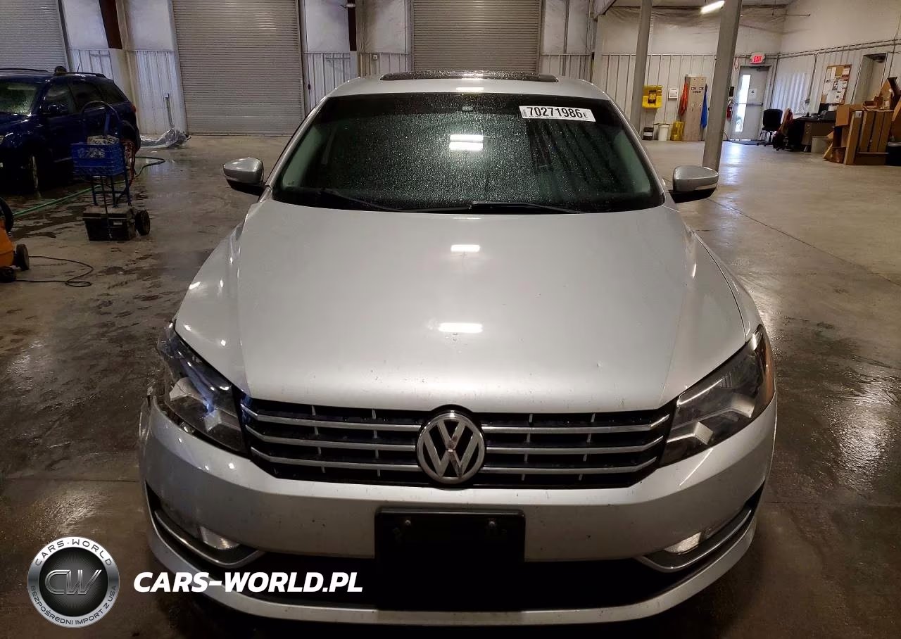 2014 Volkswagen Passat Sel VIN:1VWCN7A3XEC107964 - 5