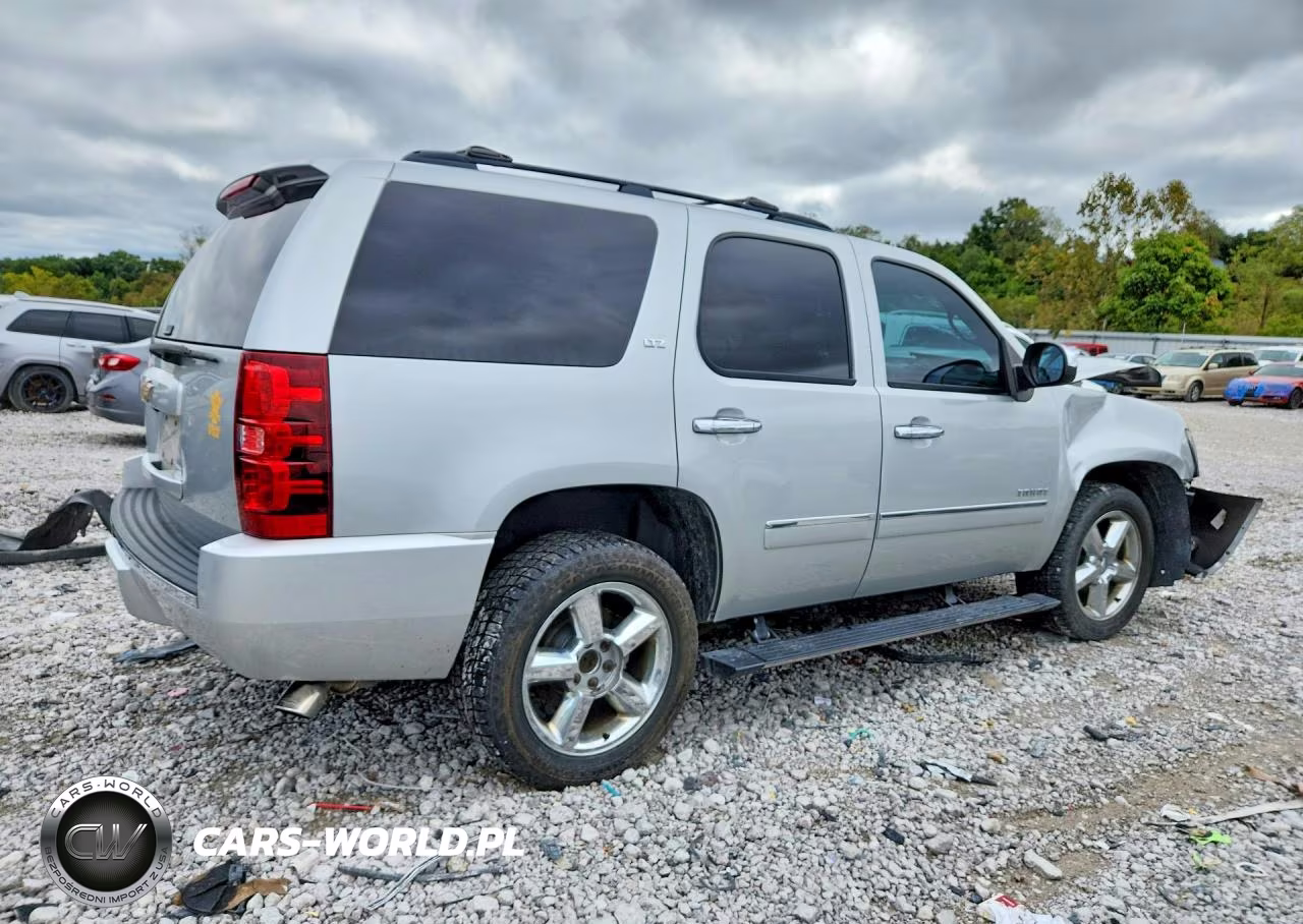 2013 Chevrolet Tahoe K1500 Ltz VIN:1GNSKCE06DR367622 - 3