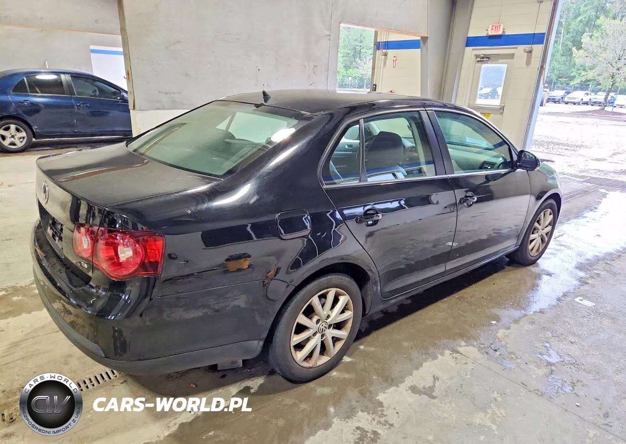 2010 Volkswagen Jetta Limited VIN:3VWAX7AJ0AM129805 - 3