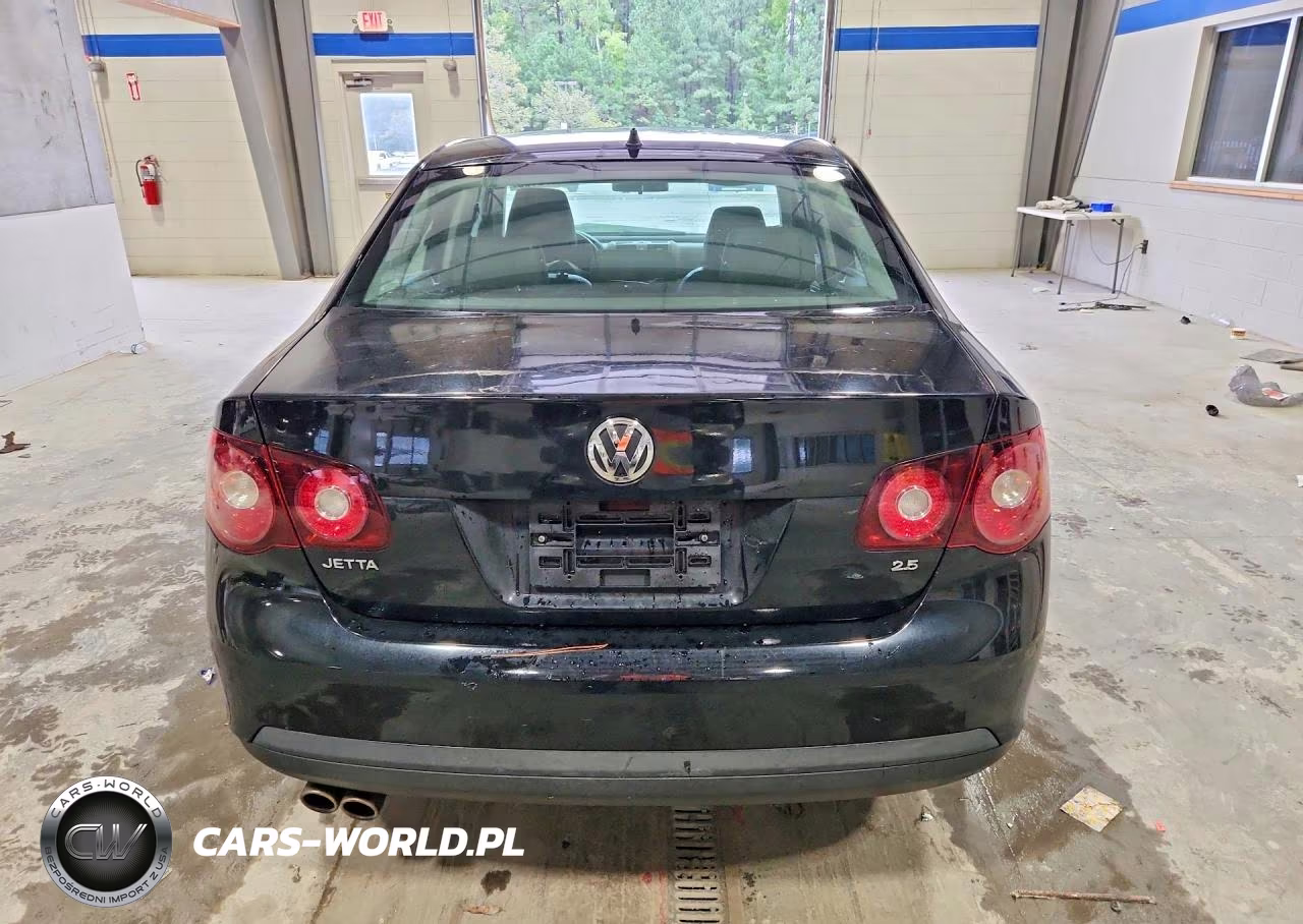 2010 Volkswagen Jetta Limited VIN:3VWAX7AJ0AM129805 - 6