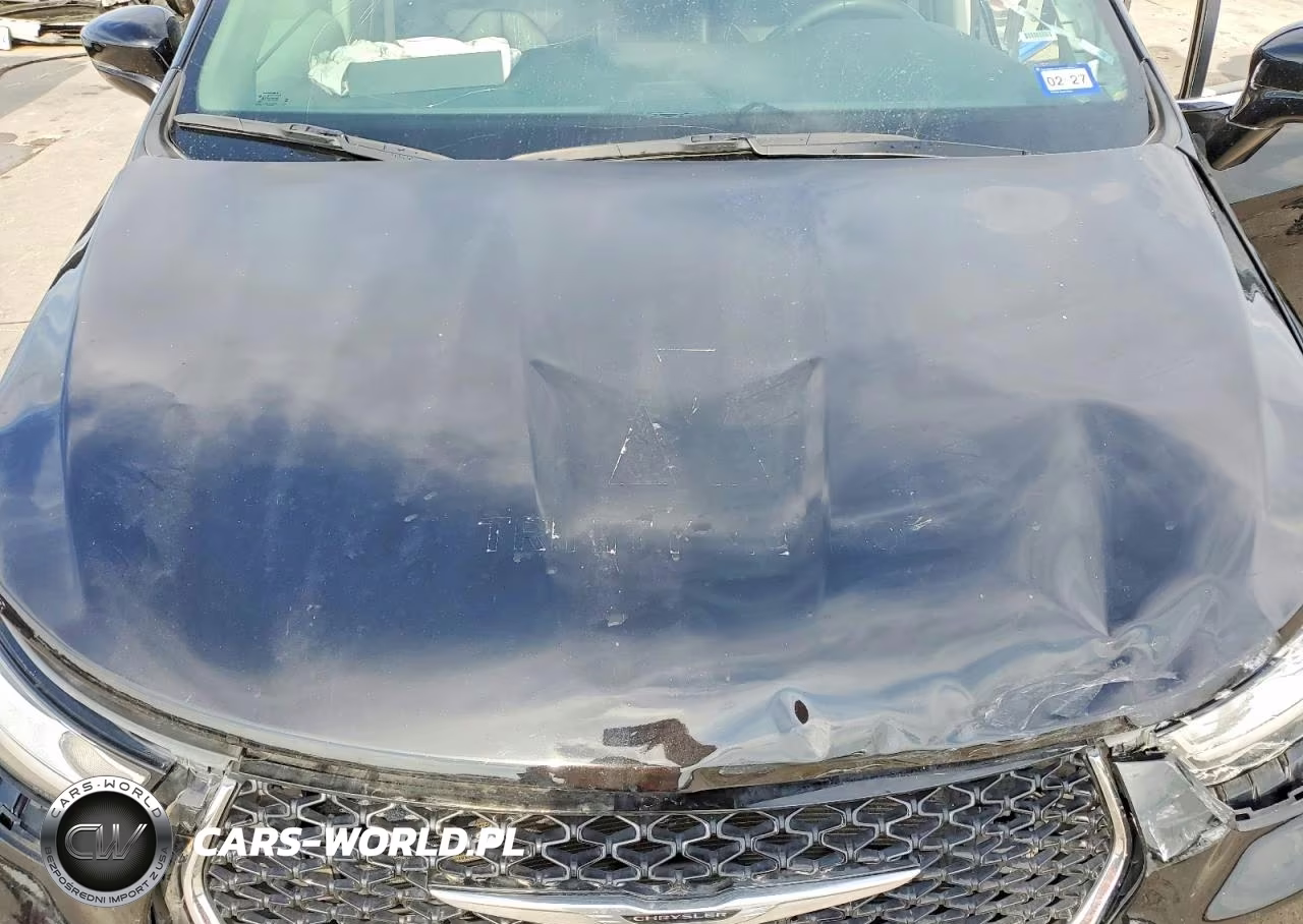 2024 Chrysler Pacifica Touring L VIN:2C4RC1BGXRR128344 - 11