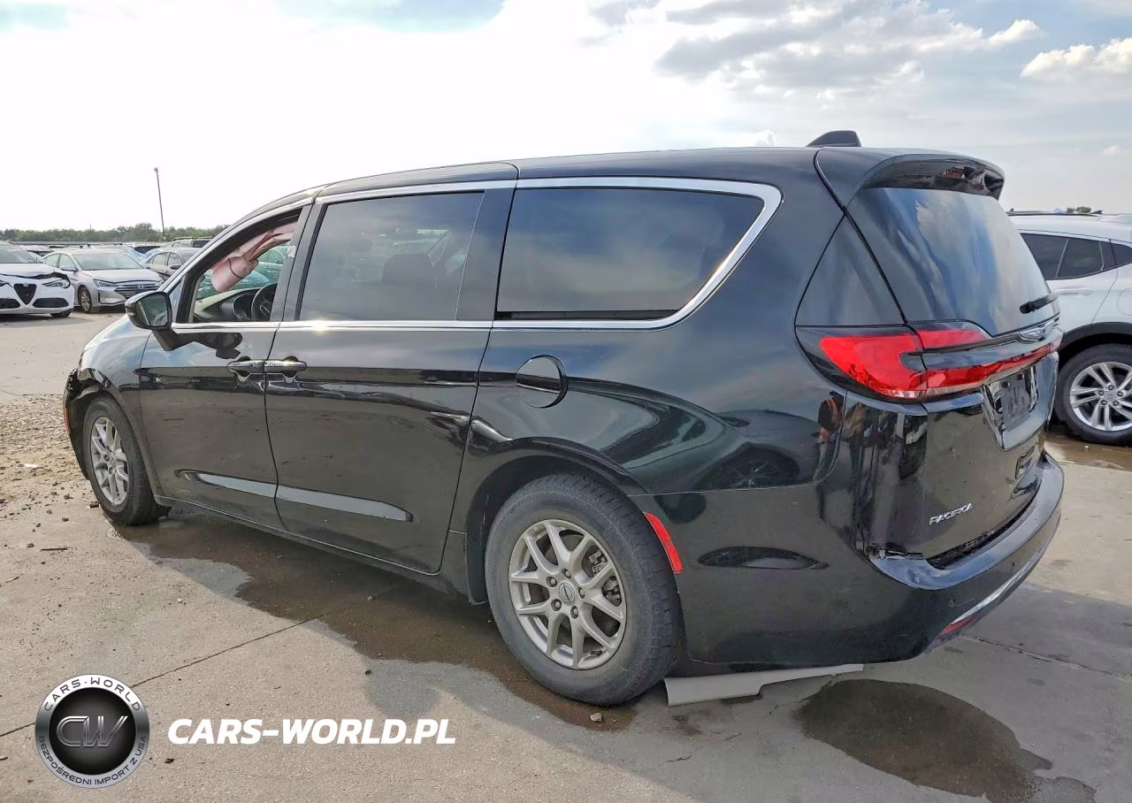 2024 Chrysler Pacifica Touring L VIN:2C4RC1BGXRR128344 - 2