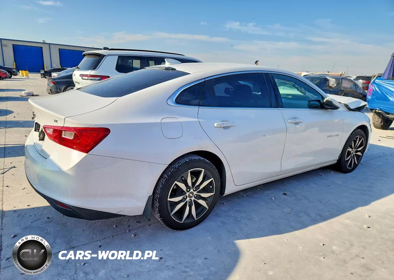 2018 Chevrolet Malibu Lt VIN:1G1ZD5ST2JF277725 - 3