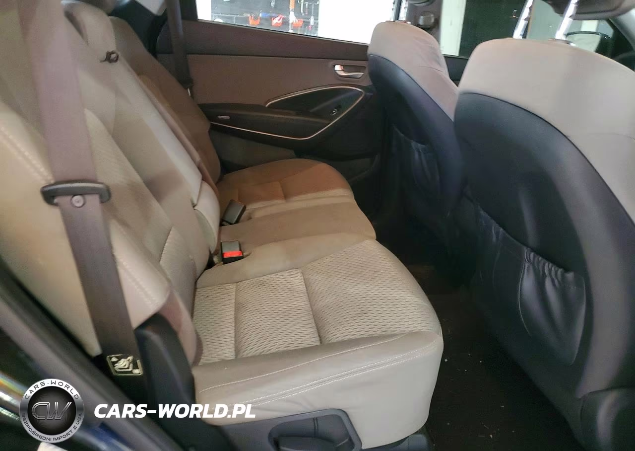 2018 Hyundai Santa Fe Se VIN:KM8SM4HF2JU276652 - 11