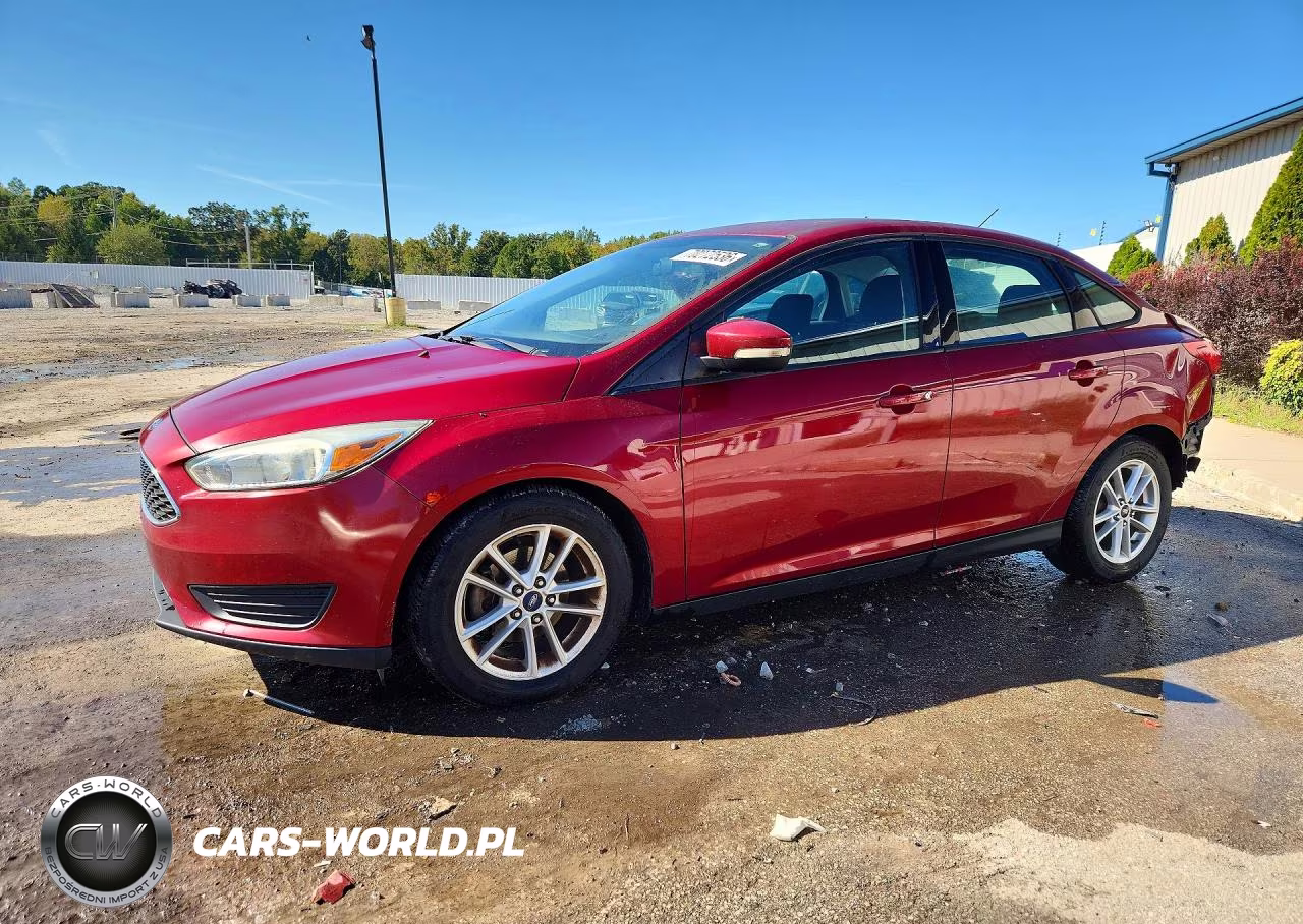 2016 Ford Focus Se VIN:1FADP3F28GL358761 - 1
