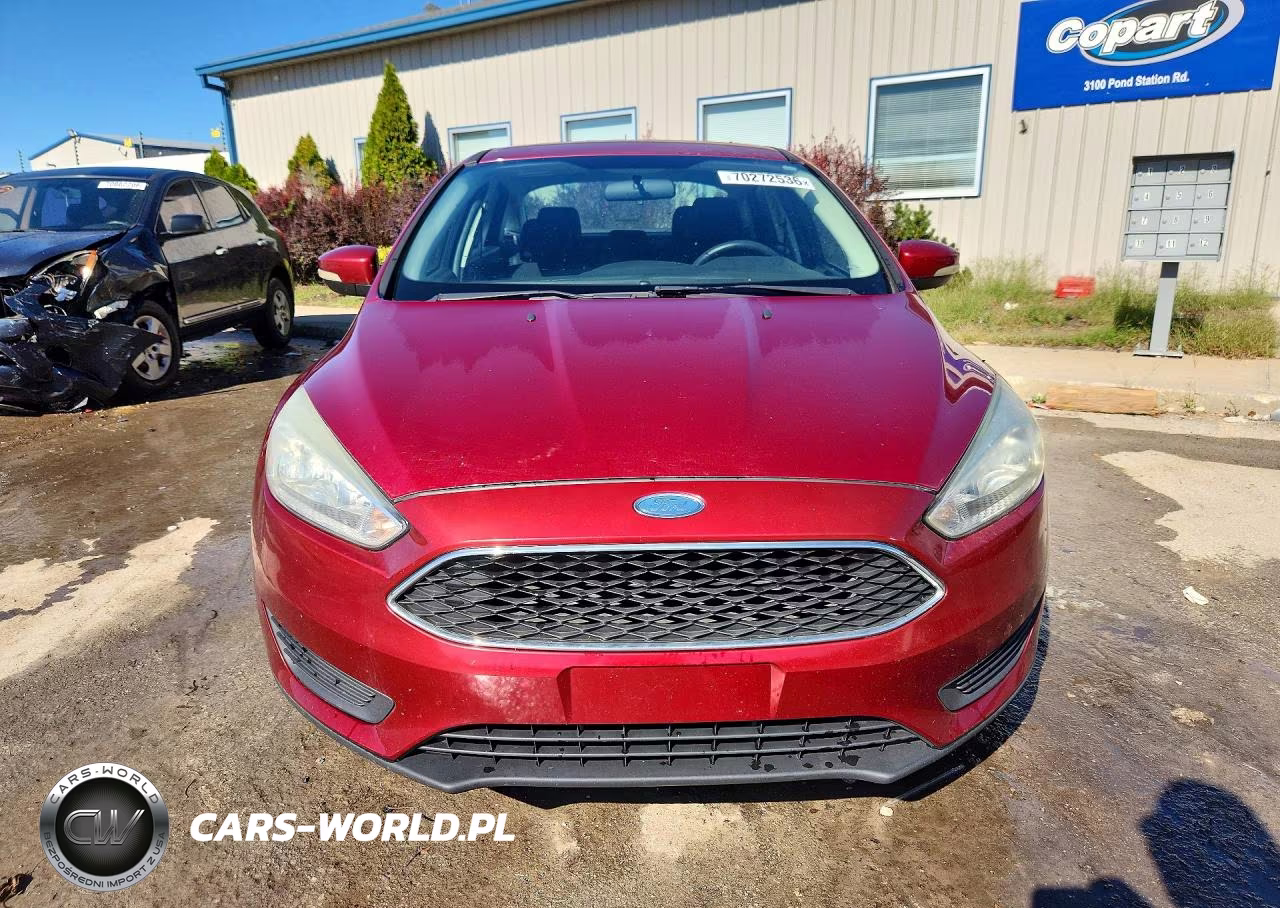 2016 Ford Focus Se VIN:1FADP3F28GL358761 - 5