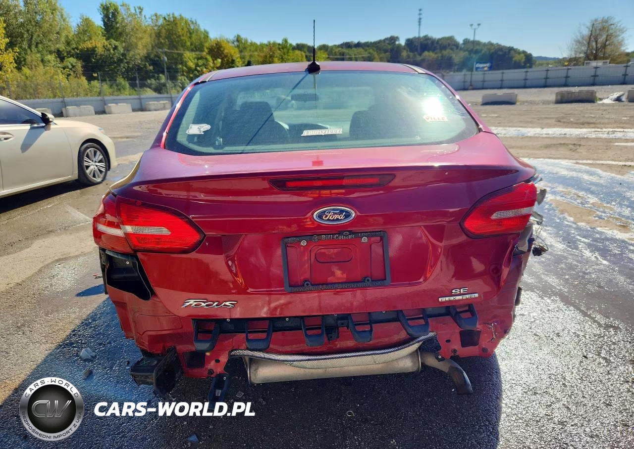 2016 Ford Focus Se VIN:1FADP3F28GL358761 - 6
