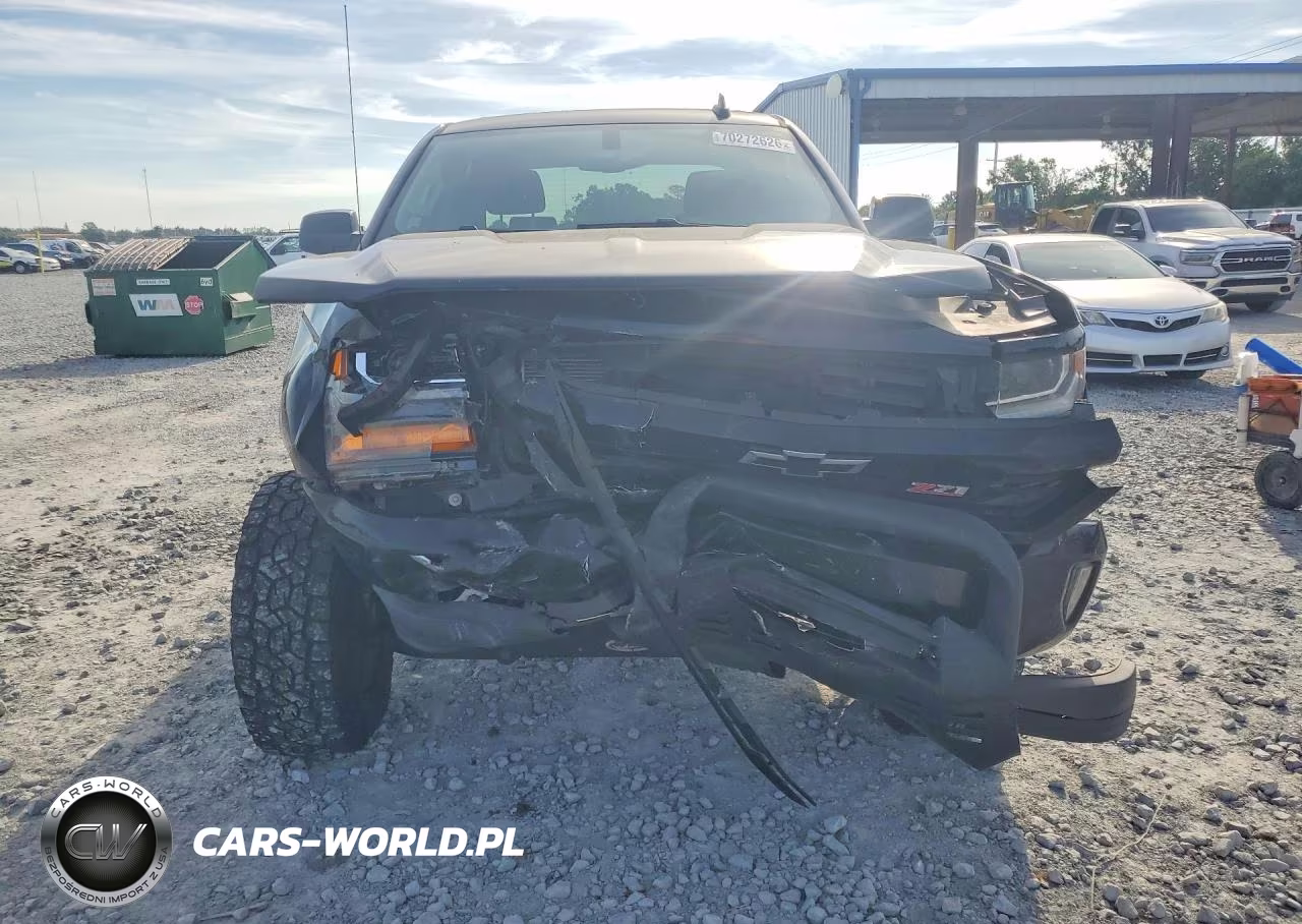 2018 Chevrolet Silverado K1500 Lt VIN:3GCUKREC4JG479149 - 5