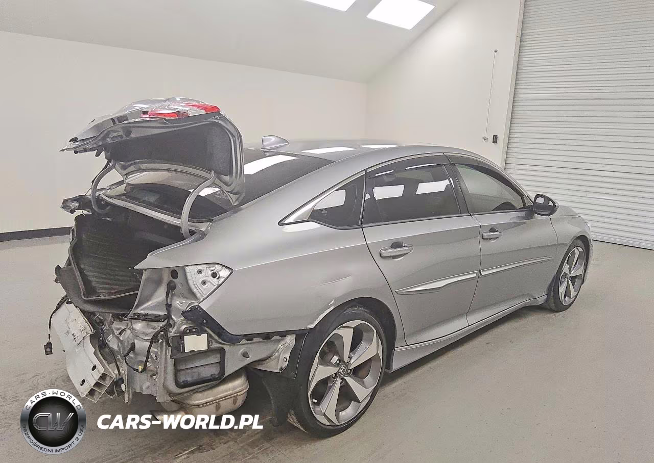 2019 Honda Accord Touring VIN:1HGCV2F90KA021574 - 3