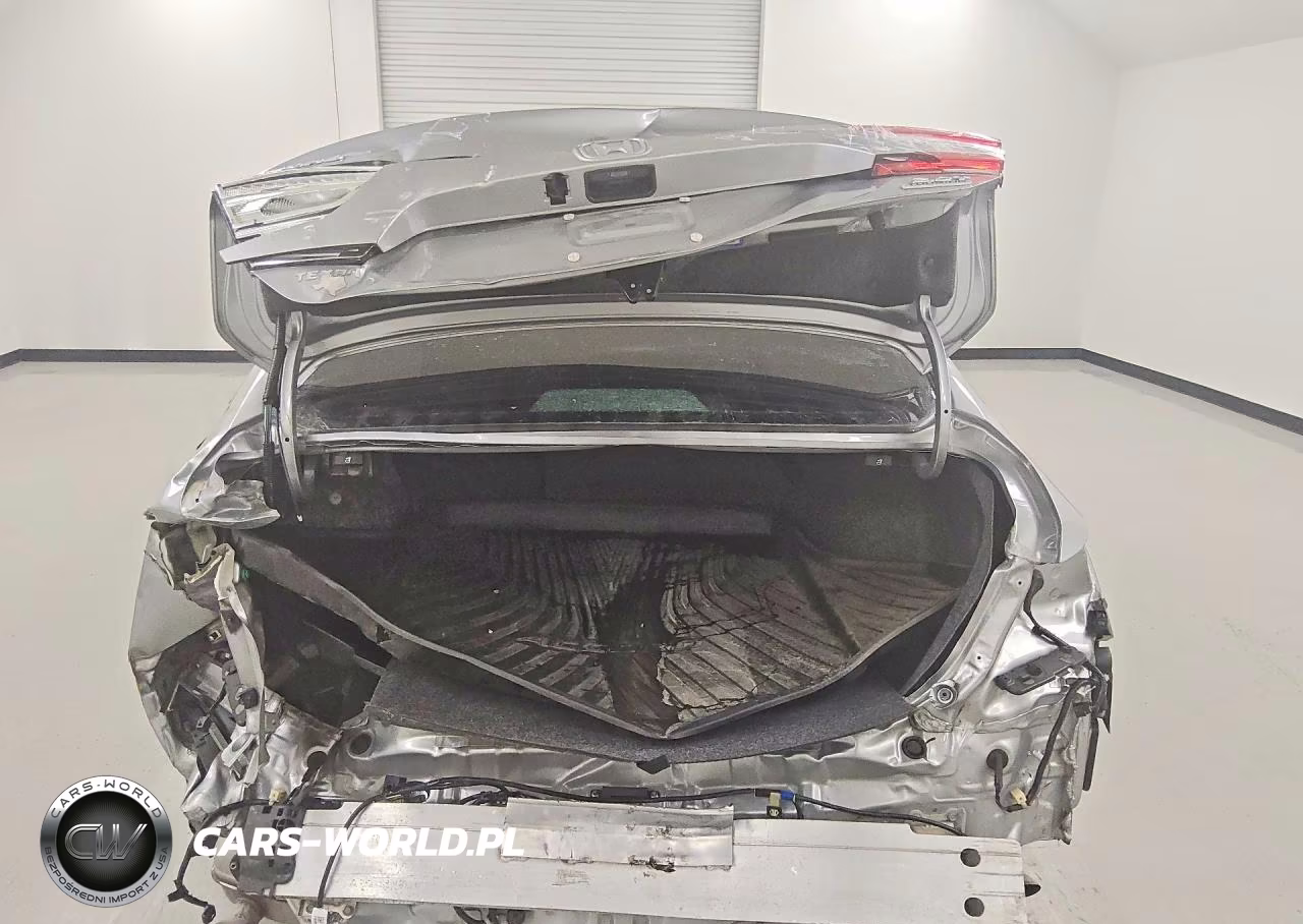2019 Honda Accord Touring VIN:1HGCV2F90KA021574 - 6