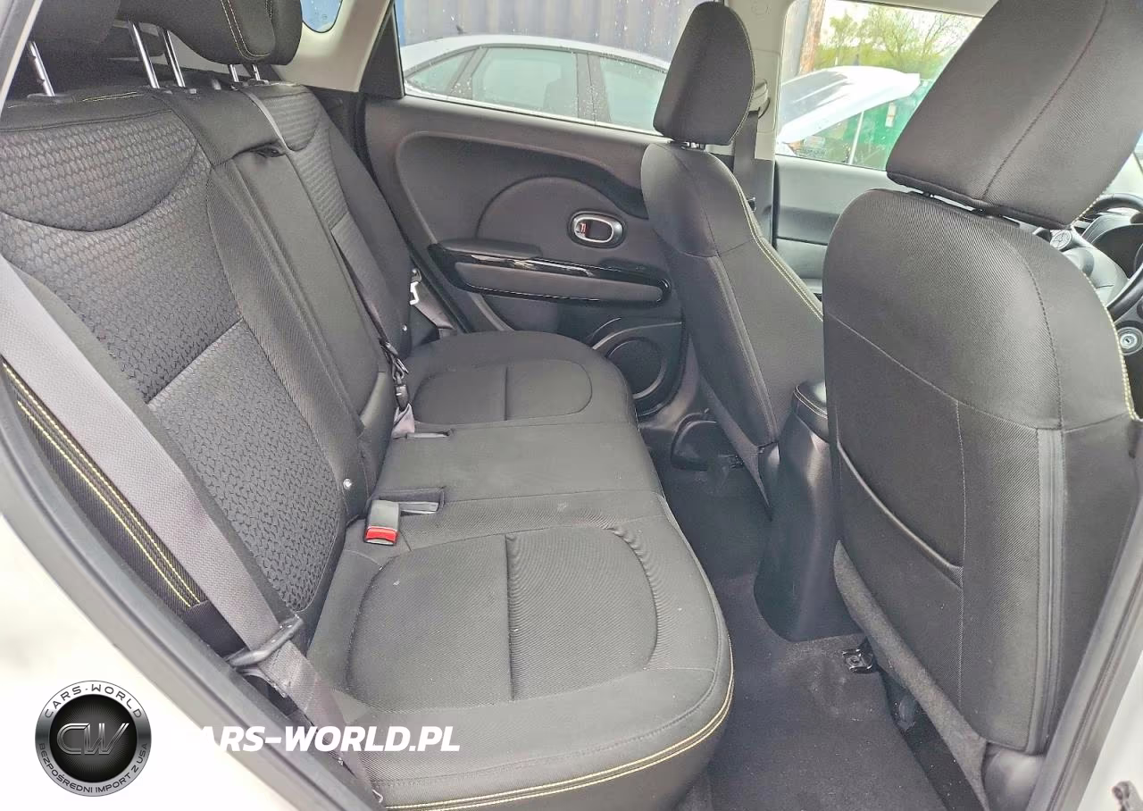 2015 Kia Soul + VIN:KNDJP3A53F7208899 - 10