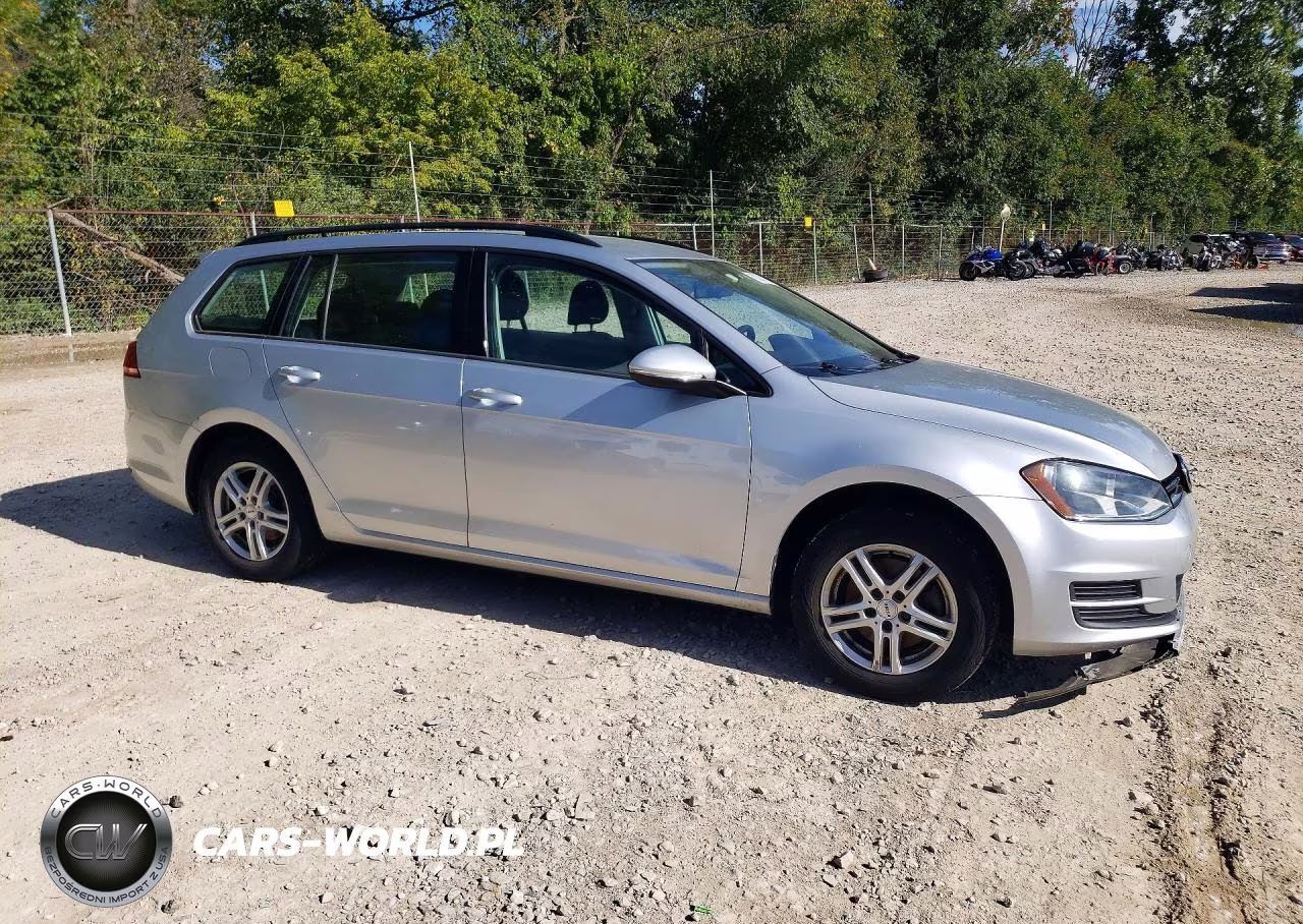 2016 Volkswagen Golf Sportwagen S VIN:3VWC17AU0GM516108 - 4