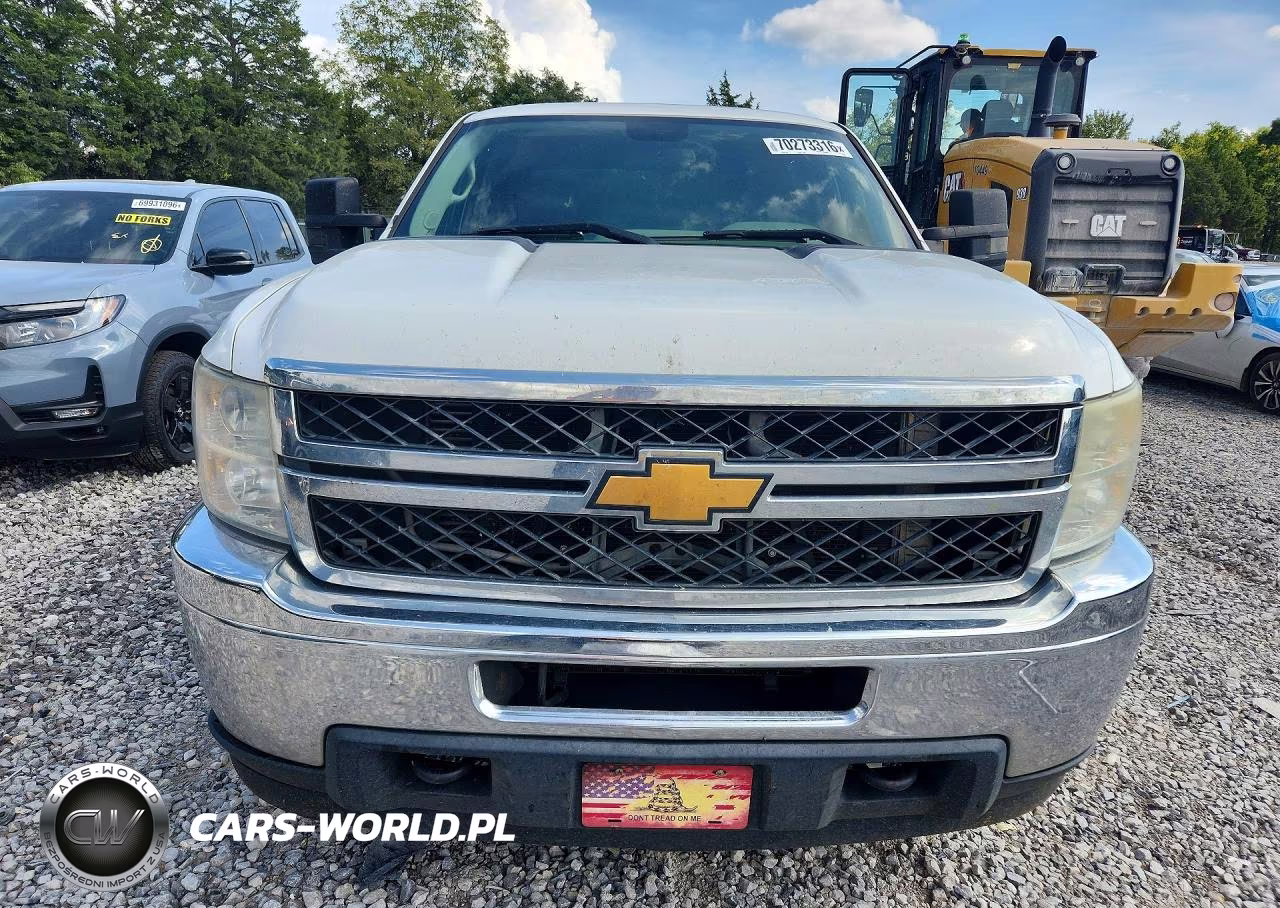 2014 Chevrolet Silverado K3500 VIN:1GC4KZC86EF162396 - 5