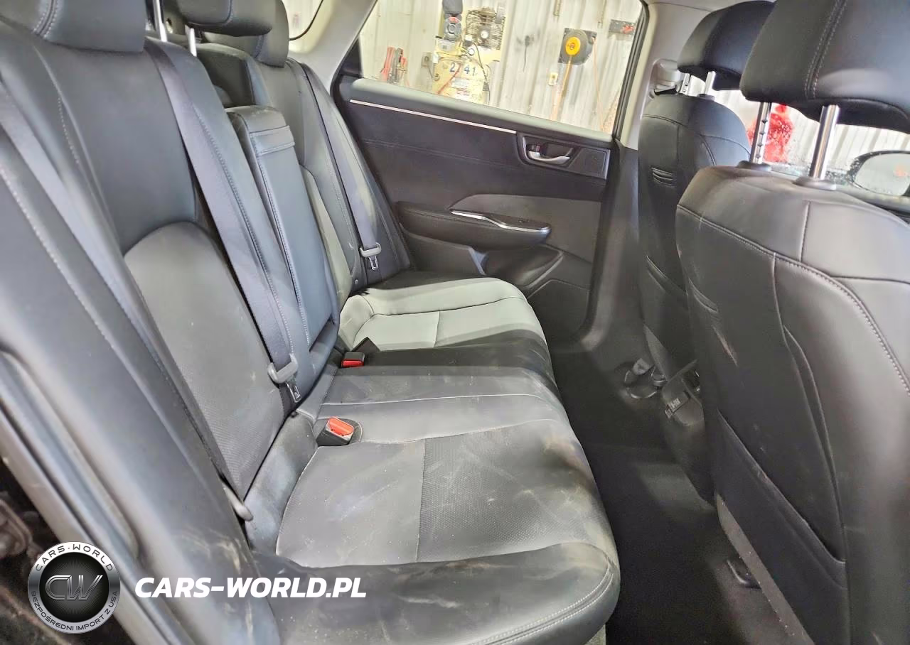 2018 Honda Clarity Touring VIN:JHMZC5F30JC012676 - 10