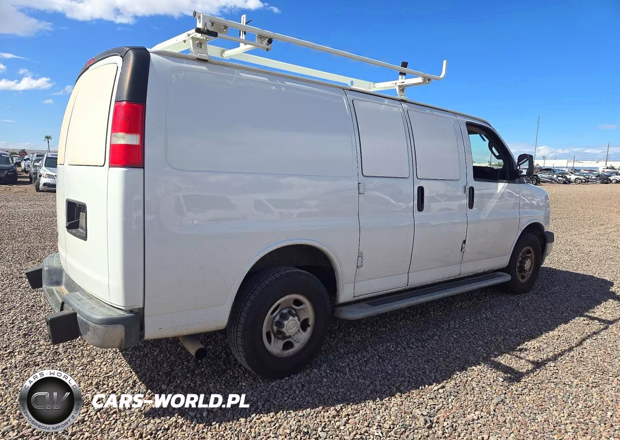 2019 Chevrolet Express G2500 VIN:1GCWGAFG7K1251384 - 3
