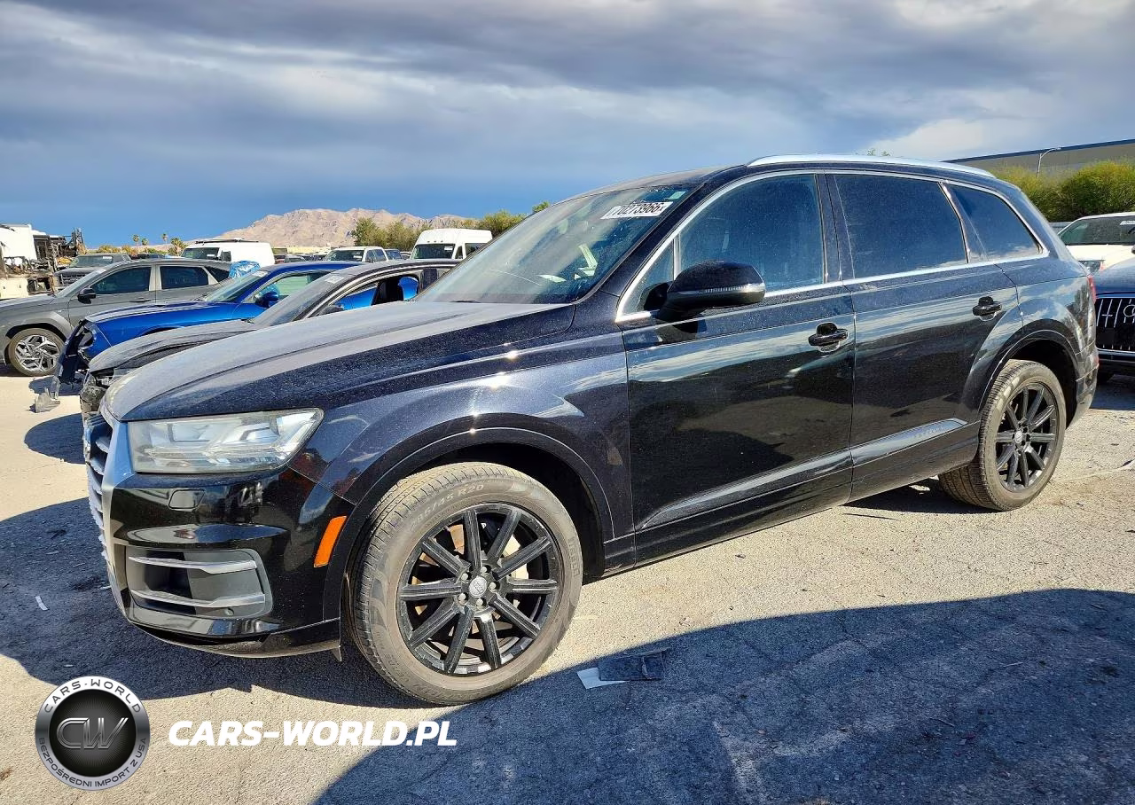 2017 Audi Q7 Premium Plus VIN:WA1LAAF79HD000453 - 1